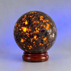Yooperlite Crystal Sphere Illumination · Truth · Release
