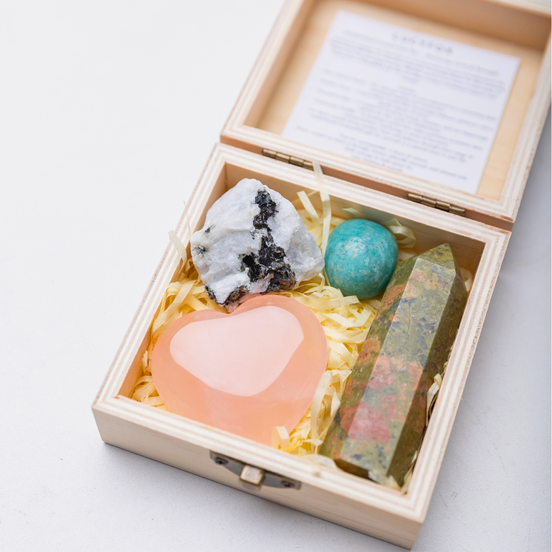 Motherhood Crystal Gift Box Love • Nurturing • Strength